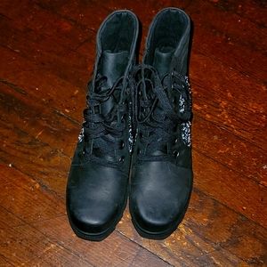 Sorel Wedge Boots, Size 7, Black and White, Never Worn